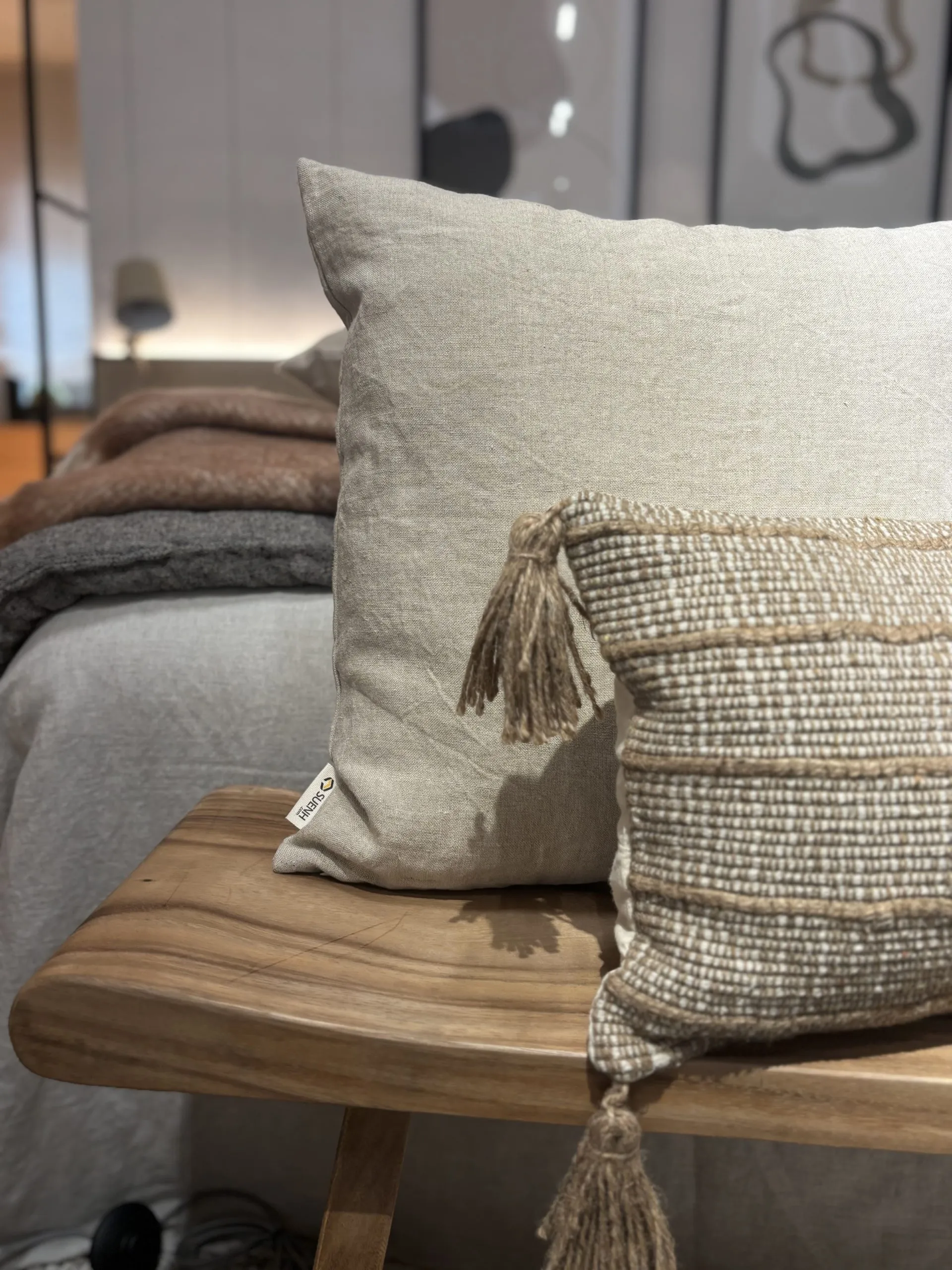 Funda de cojín SUENH Signature en lino 100% 50×50 Natural - Imagen 5