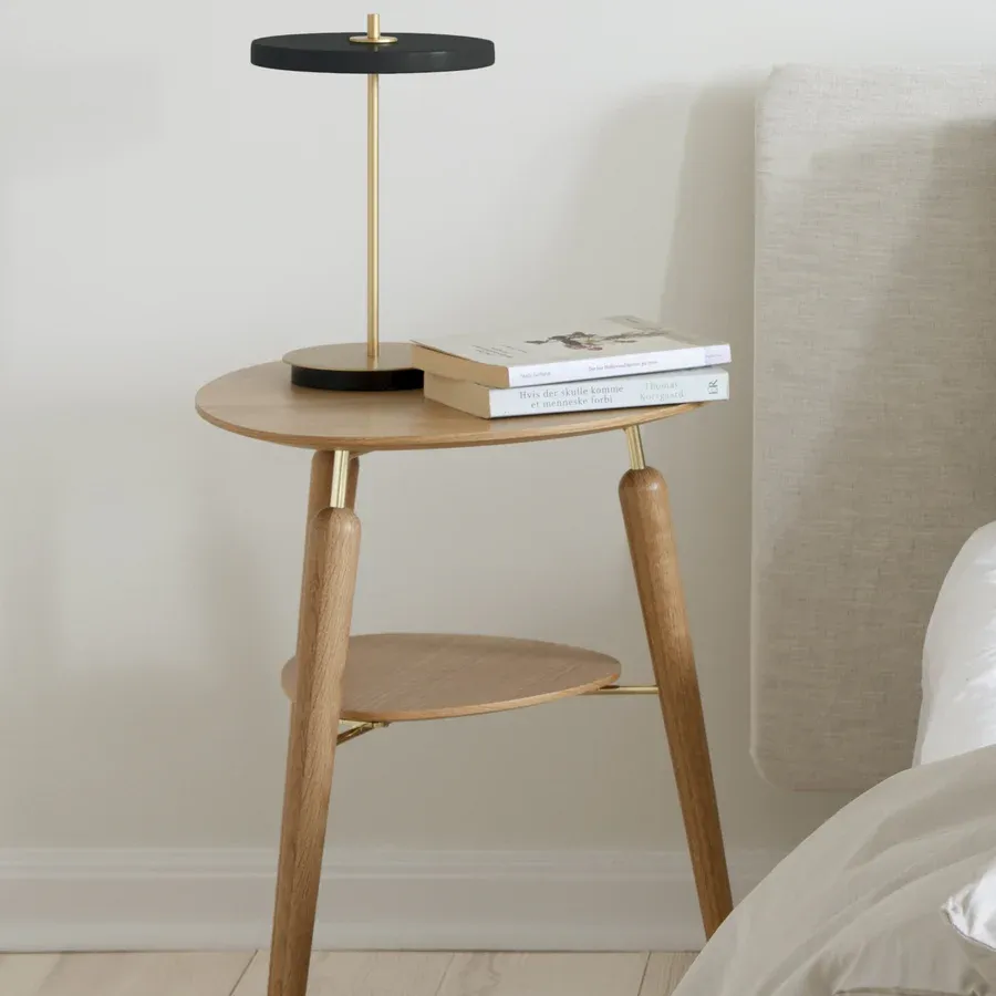 Mesa auxiliar My Spot en madera de roble y acero Natural & Gold - Imagen 3