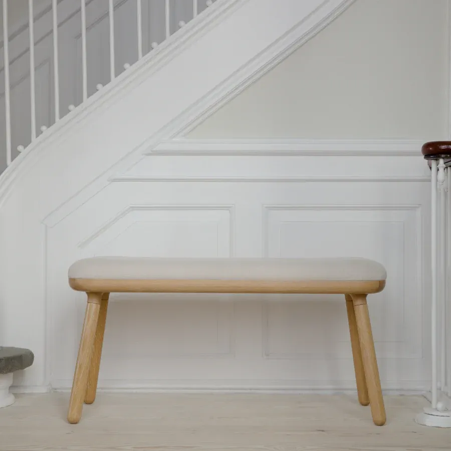 Banco Paff en madera de roble tapizado Sugar Brown Tall - Imagen 4