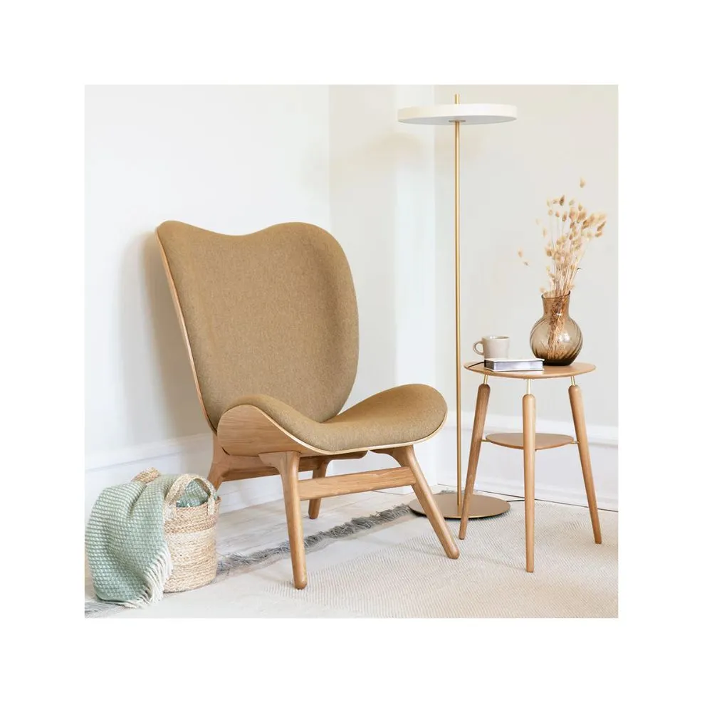 Sillón A Conversation Piece en madera de roble tapizado Sugar Brown - Imagen 3