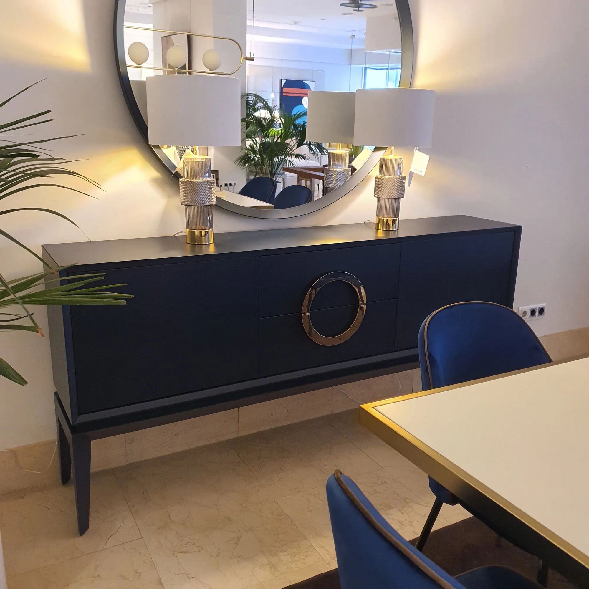 Aparador Triangle Fancy - Imagen 3