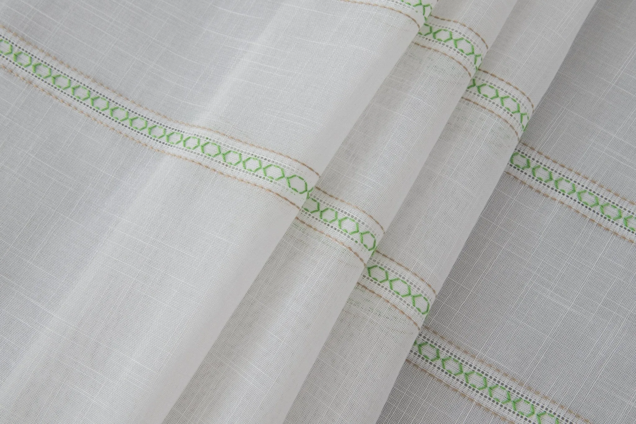 CORTINA DE COCINA DE GASA CON RAYAS CALADAS 100X140CM Y 140X140CM - Imagen 4