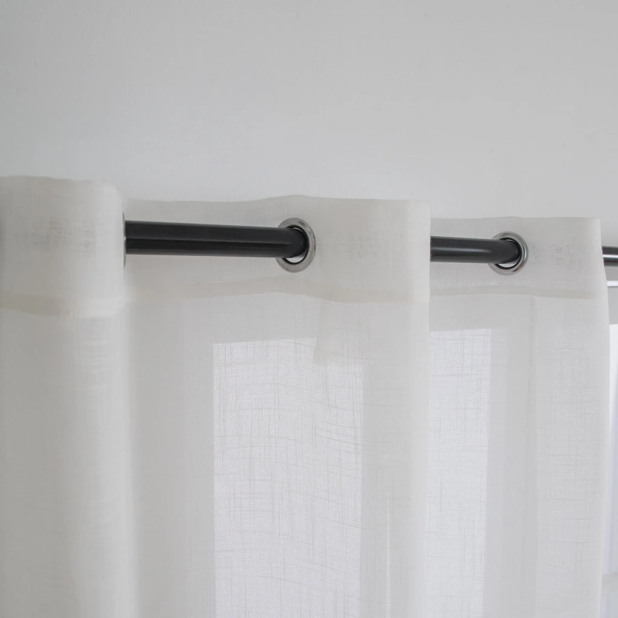 CORTINA DE COCINA DE GASA CON RAYAS CALADAS 100X140CM Y 140X140CM - Imagen 2